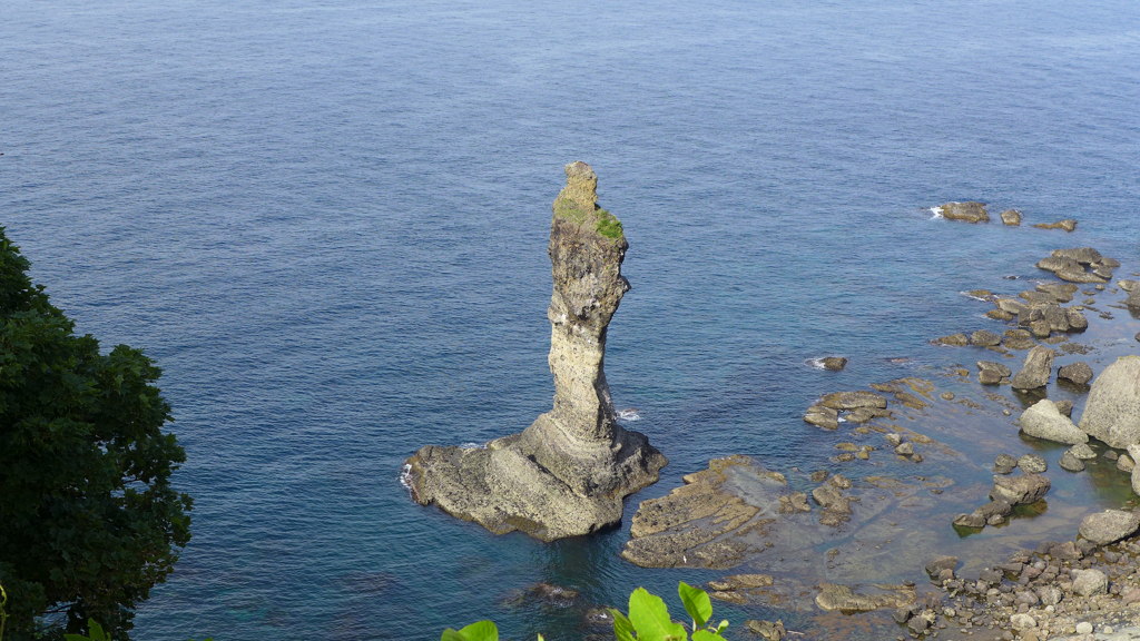 積丹半島の女郎子岩
