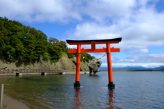 江差の瓶子岩