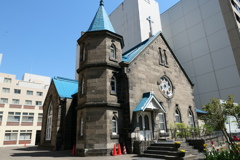 創成川沿いの札幌教会