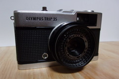 OLYMPUS TRIP35