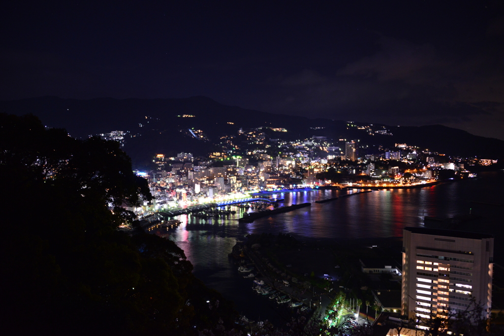 熱海の夜景（ニ発目）