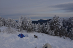 雪のテント場