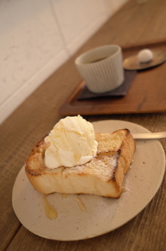 自家製パンとコーヒーで