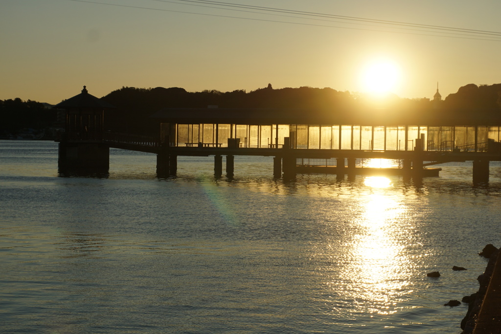 浜名湖の朝陽