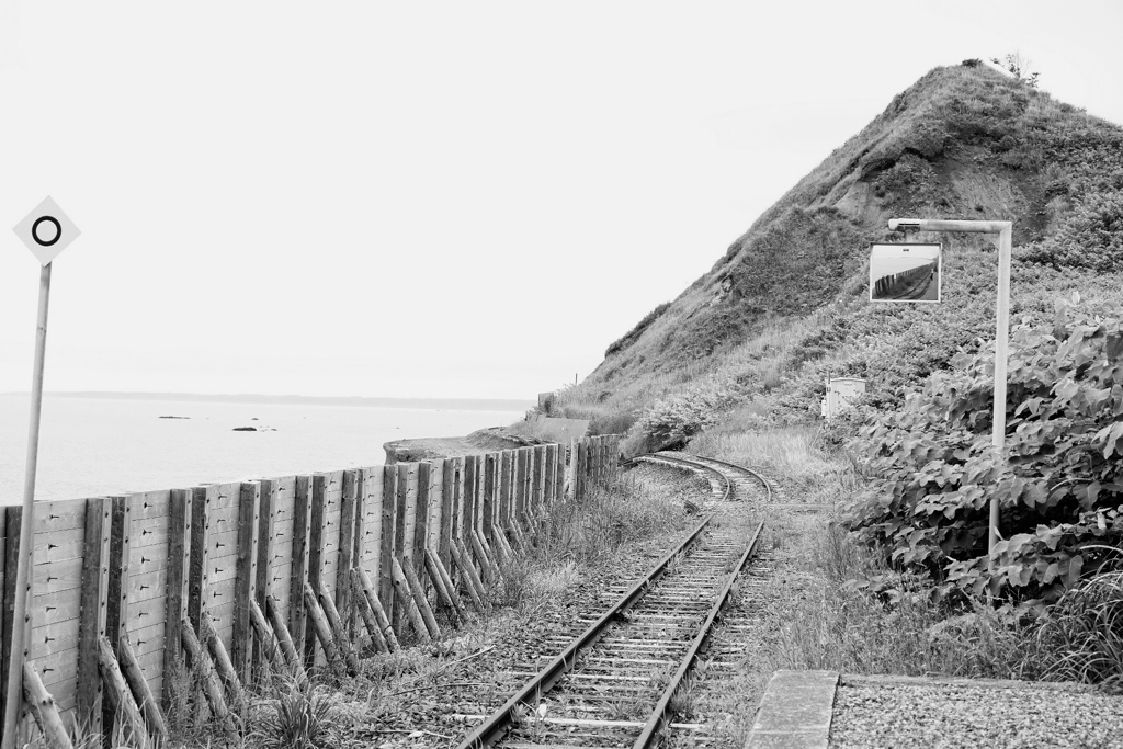 寂れた鉄道