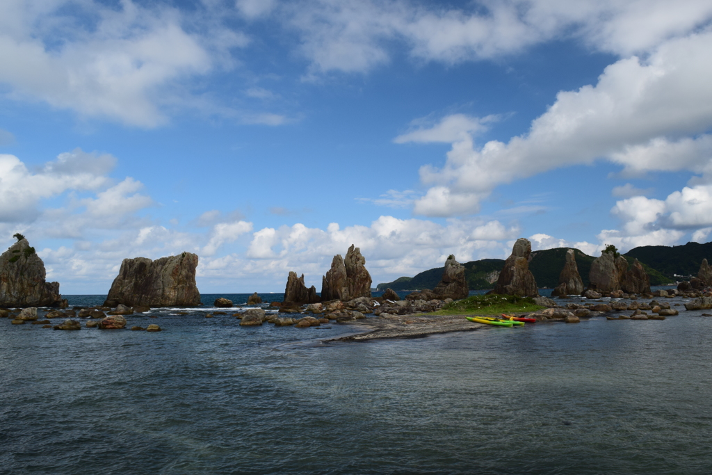 橋杭岩