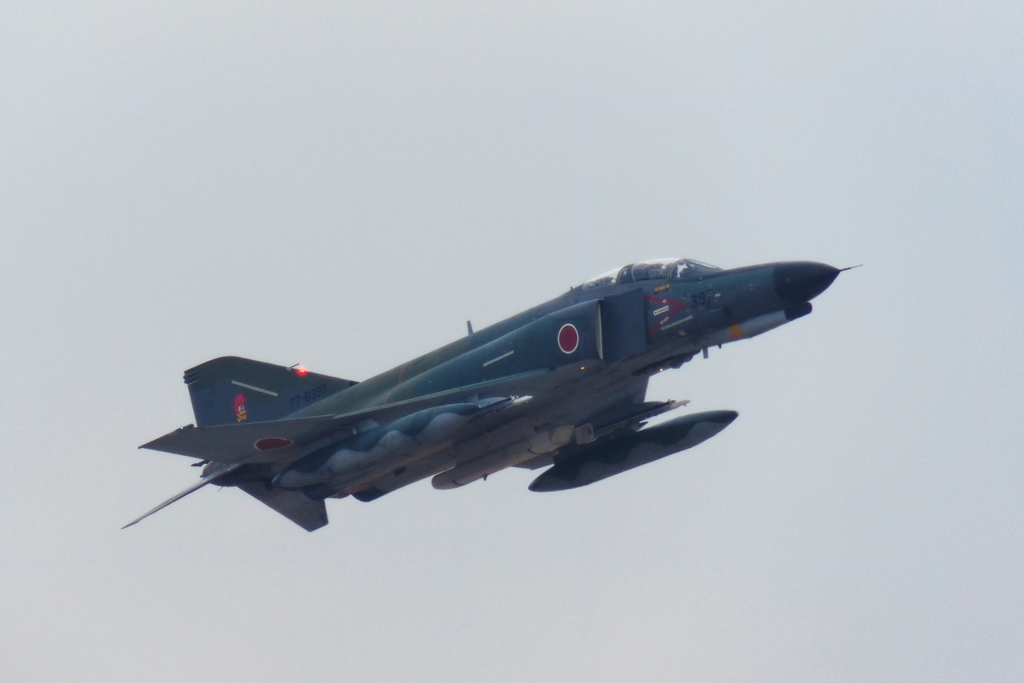 離陸、RF4
