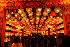 ランタンのトンネル