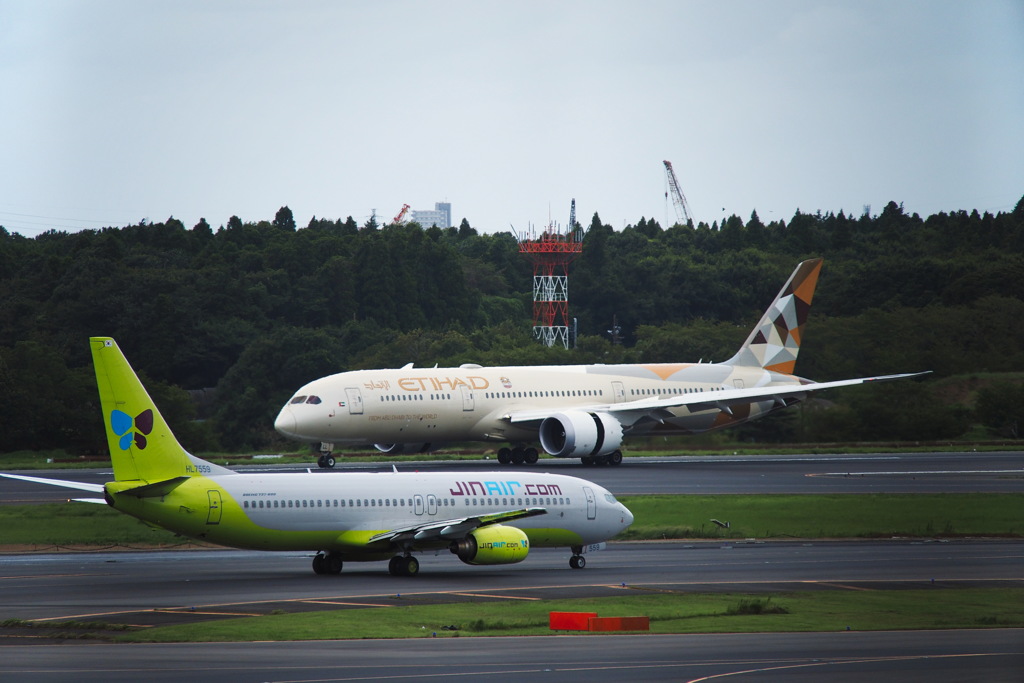 いつもは上空通過を見てます