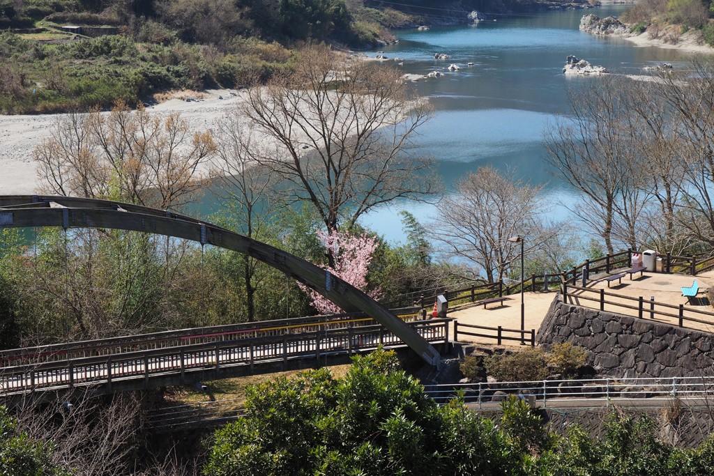 高速道路の休憩にて