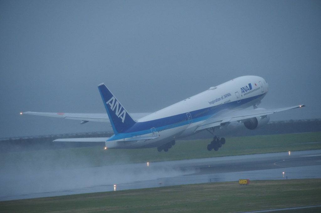 神戸空港一番機