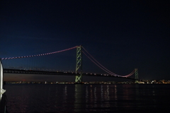 黄昏時の明石海峡大橋