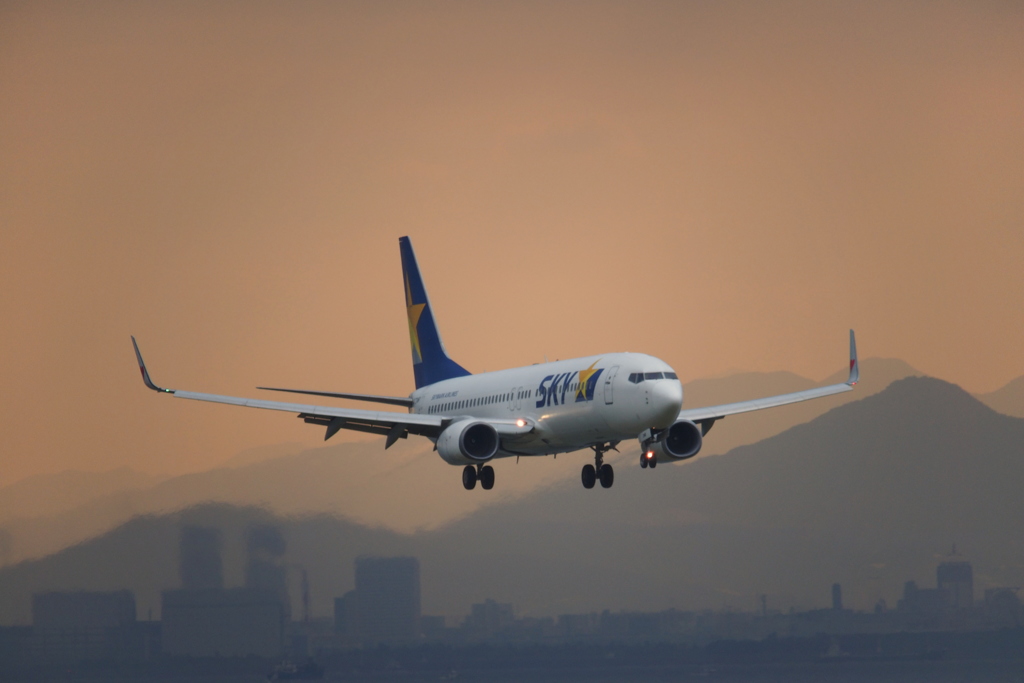 神戸空港の朝