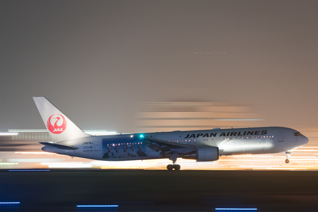 羽田RWY22 JALB6せごどん