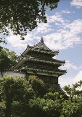 雨上がりの西尾城