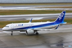 小さな機体でも大きなエンジン