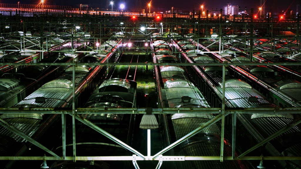 真夜中の車両基地