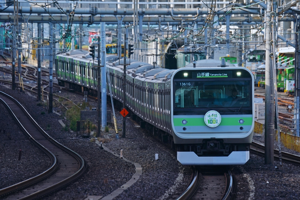 山手線環状運転100周年ラッピング