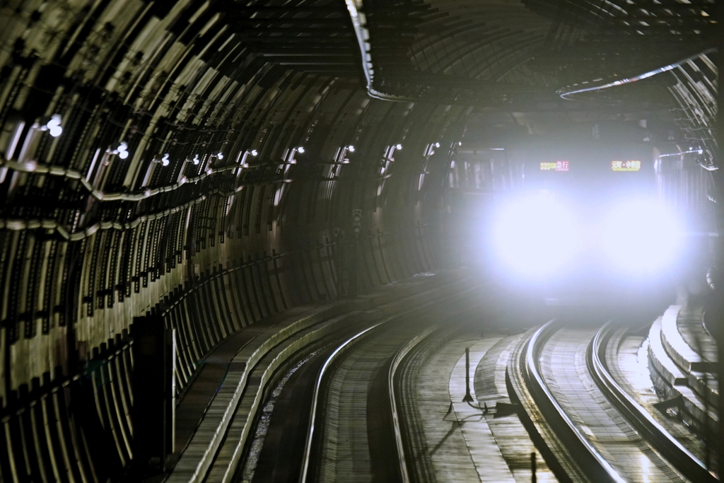 ハイビームはやむなし…