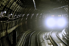 ハイビームはやむなし…