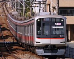 下って上って、その後地下に…