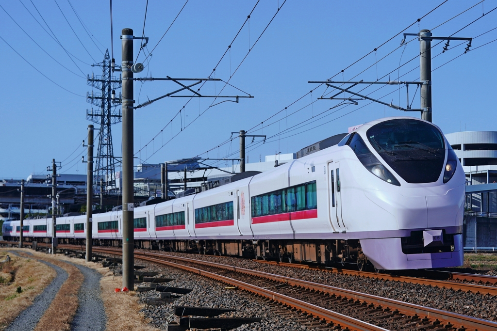 この列車は「ひたち5号」いわき行きです！