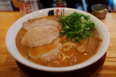 締めのラーメンは時代遅れ？