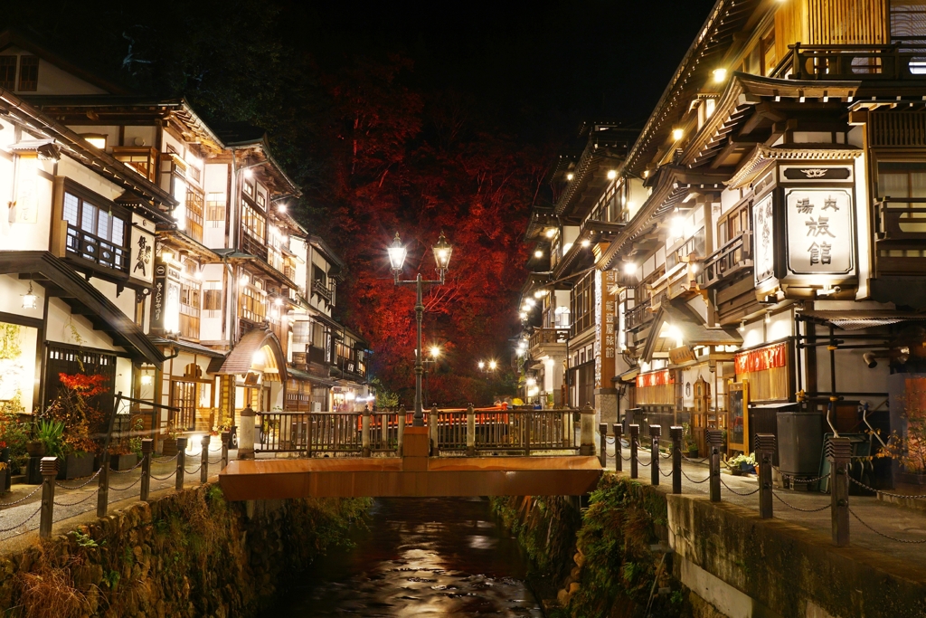 銀山温泉