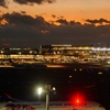 夕暮れ時の羽田空港