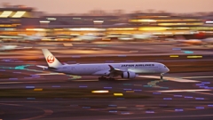 超難関、夜の流し撮り