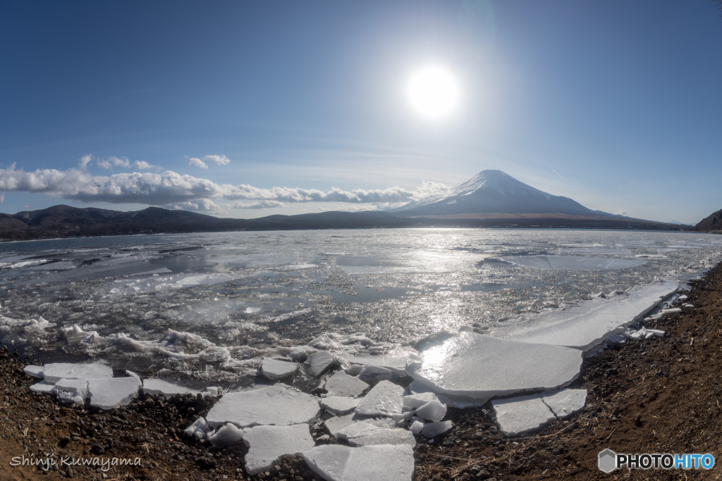 山中湖の氷