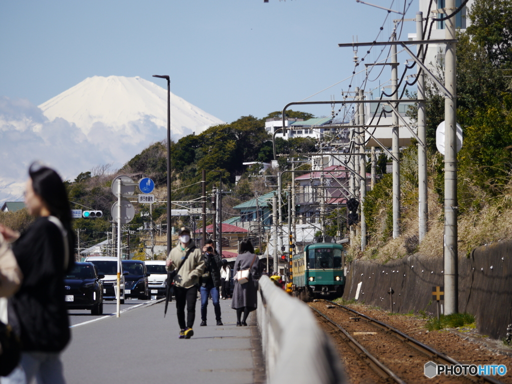 江ノ電と富士山
