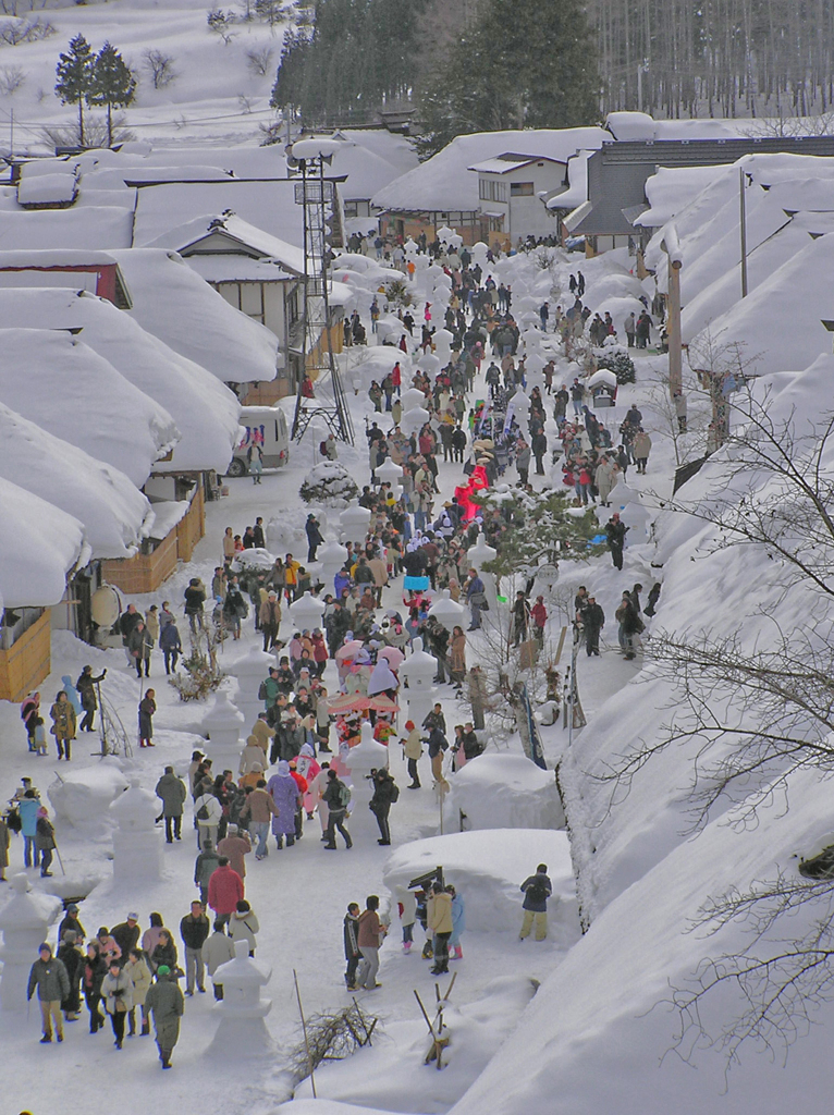 会津大内宿 雪祭り　⑪仮装行列が行く