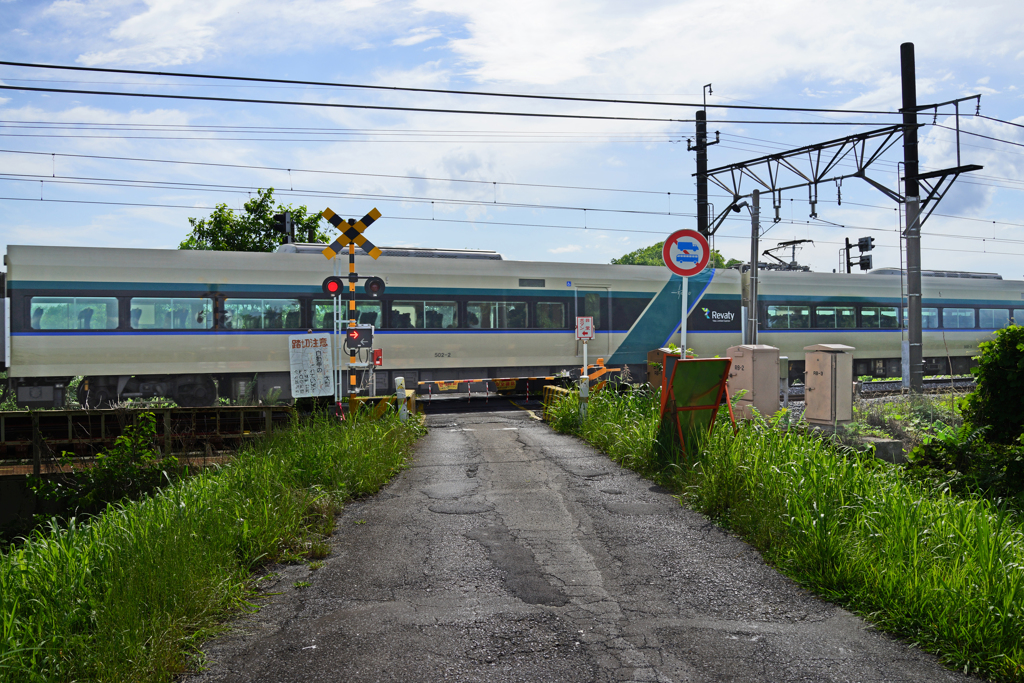 県境を越える特急