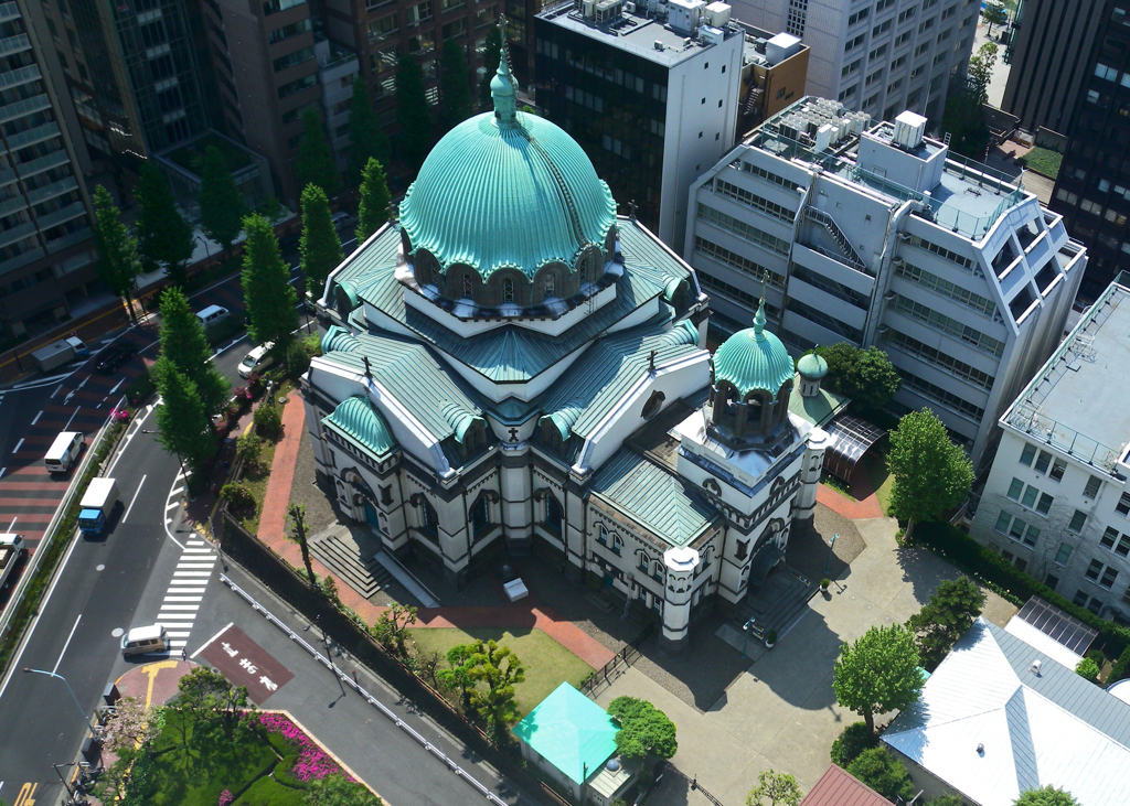 東京散歩　➀ ニコライ堂 全景