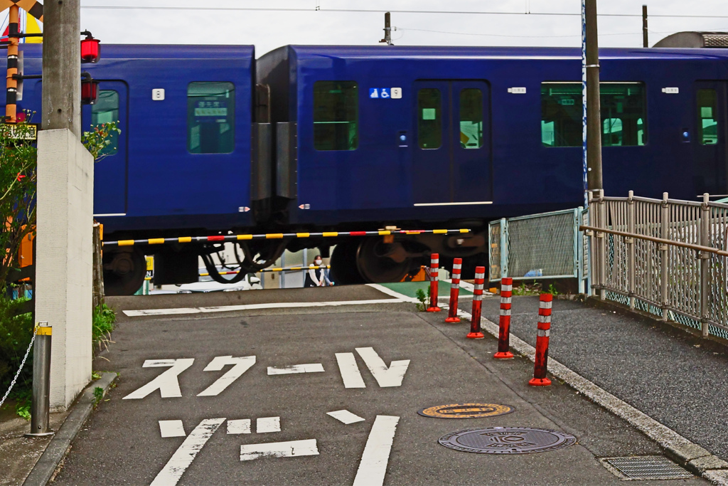 相鉄 電車往来 ⑧踏切通過