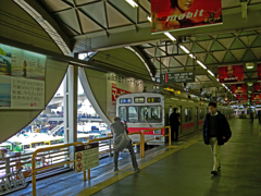 在りし日の渋谷駅を見る　⑤ さよなら9000系とカメラマン