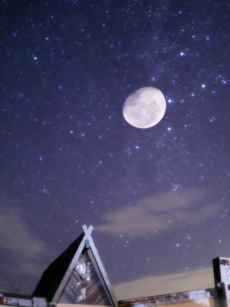 月と星空