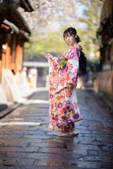 祗園の街並に彩りを