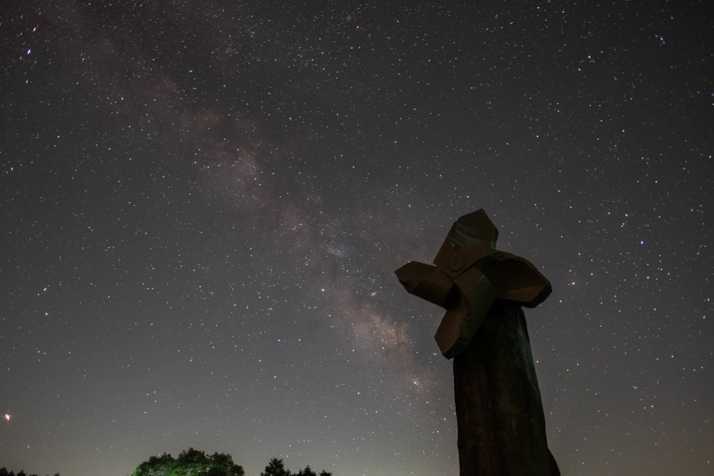 石の風車と天の川１