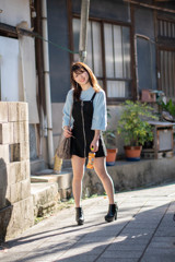 路地裏の美女３