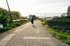 海と続く道