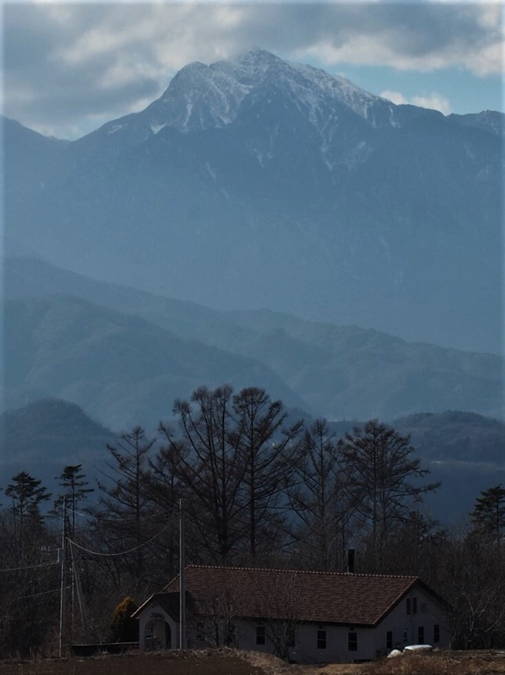 山のある風景