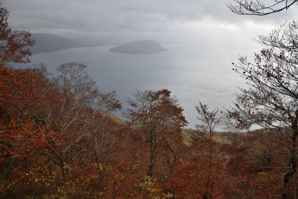 御鼻部山展望台から