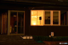 硝子の中の朝日