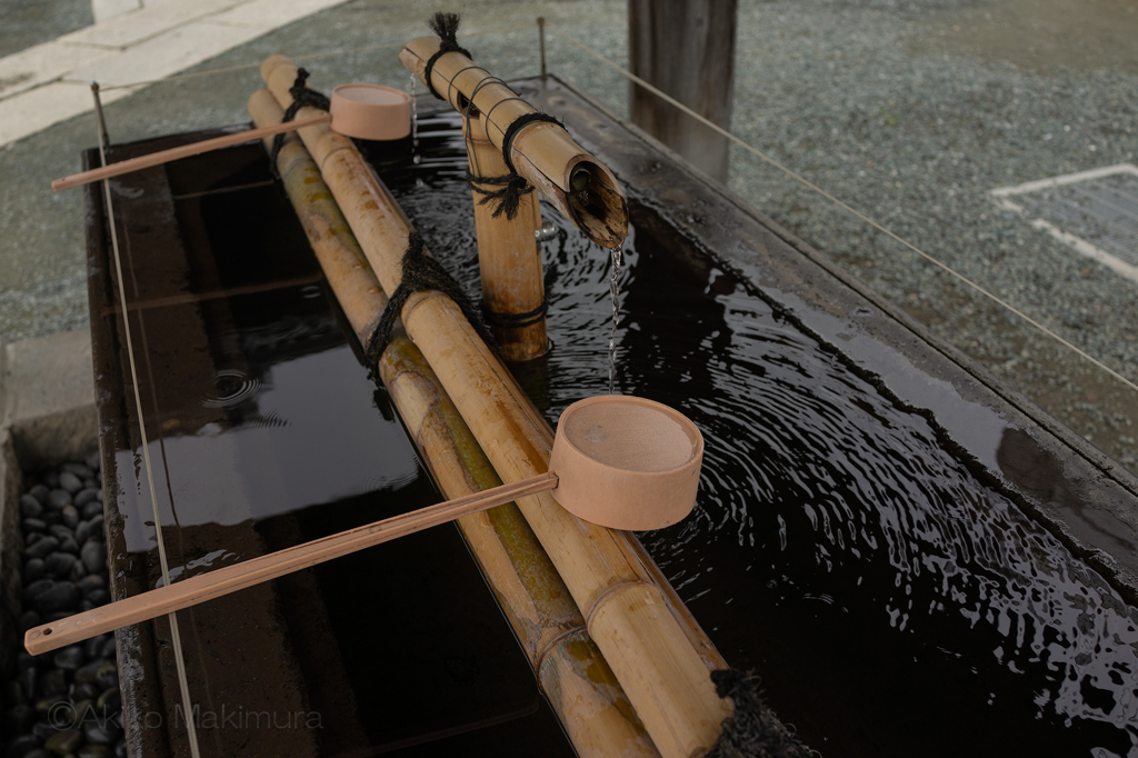 成田山川越別院　手水舎