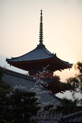 都の夕暮れ