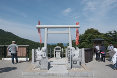 冠島沓島遥拝所