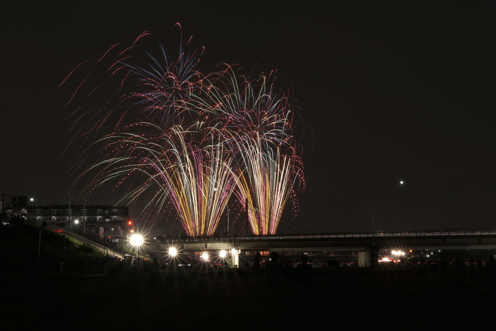 夏の終盤の花火大会４