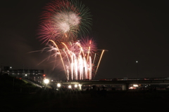 夏の終盤の花火大会３